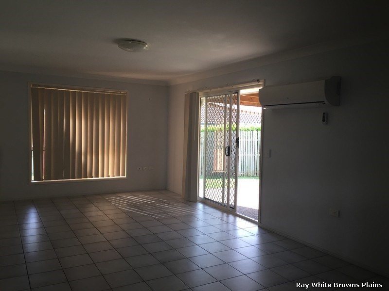 10 Grevillea Crescent, Calamvale QLD 4116