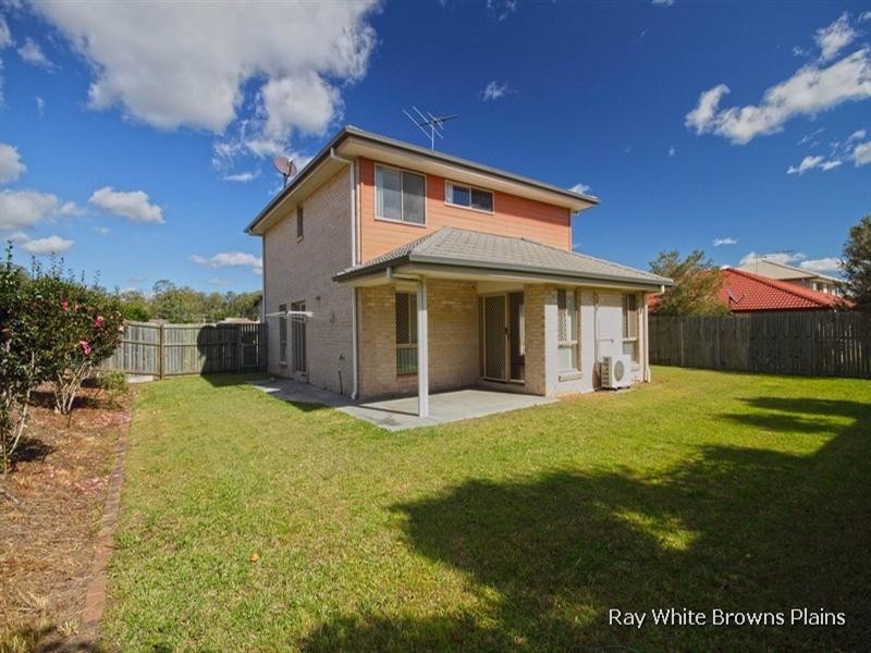 6 Marcoola Place, Regents Park QLD 4118