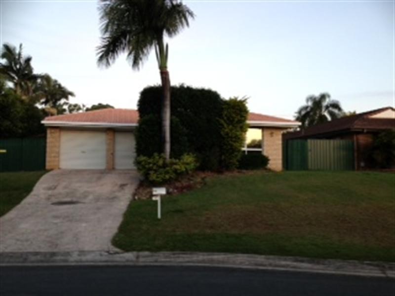 11 Noosa Court, Hillcrest QLD 4118