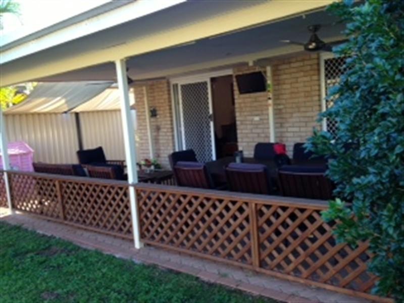 11 Noosa Court, Hillcrest QLD 4118