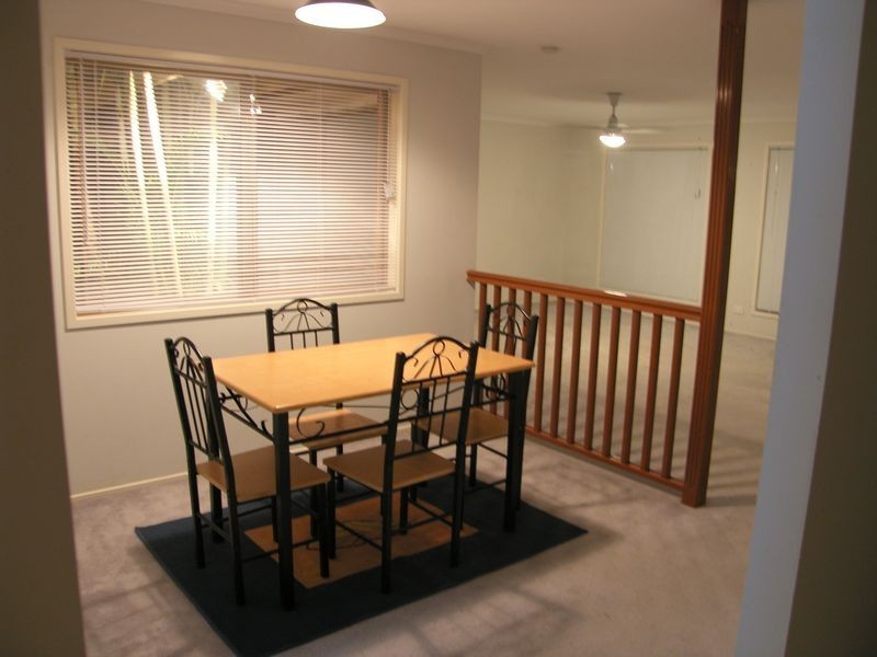 67 Federation Drive, Hillcrest QLD 4118