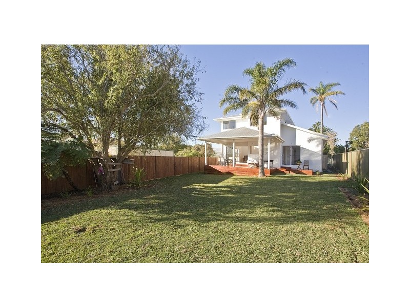 3 Bernie Street, Bundeena NSW 2230