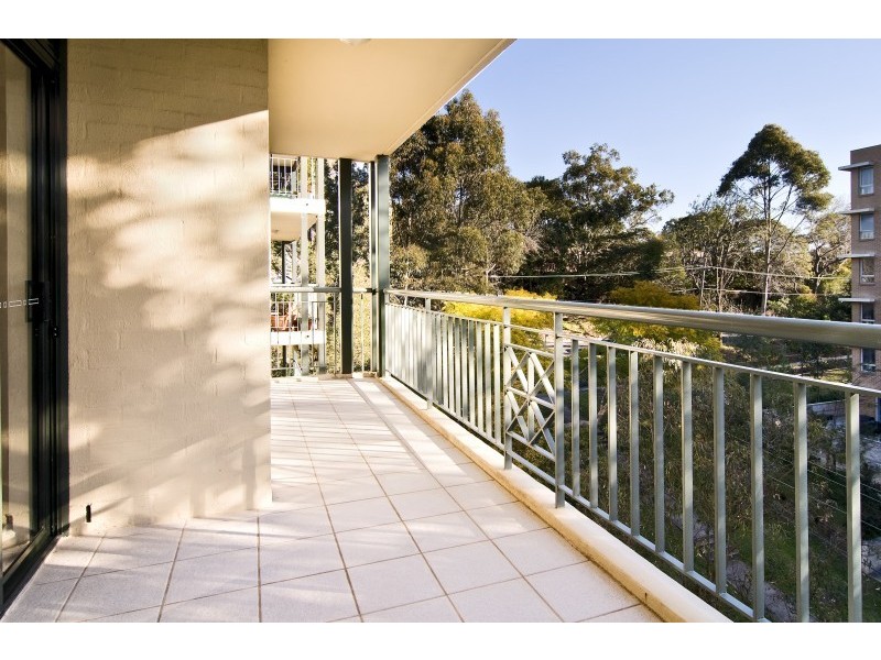 602/10 Freeman Road, Chatswood NSW 2067