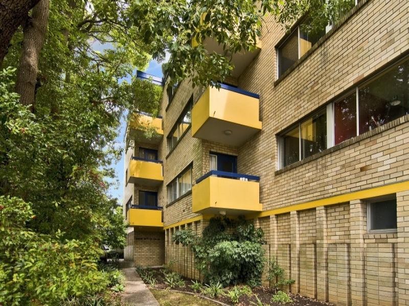 11/2 Findlay Avenue, Roseville NSW 2069