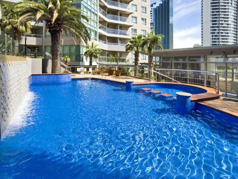 621/2A Help Street, Chatswood NSW 2067