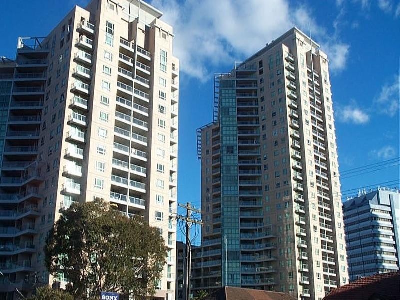 616/2A Help Street, Chatswood NSW 2067