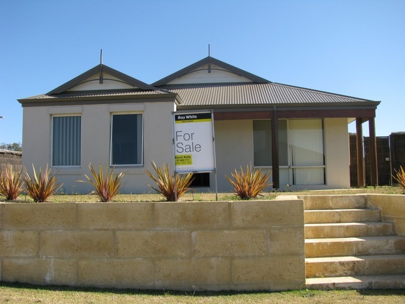 24 Durack Street, Dalyellup WA 6230