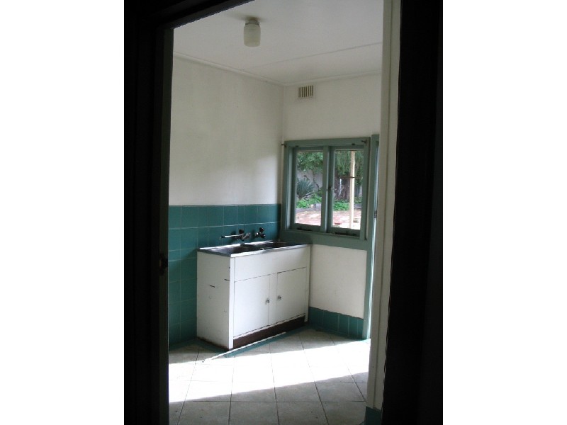 8 Timperley Road, South Bunbury WA 6230