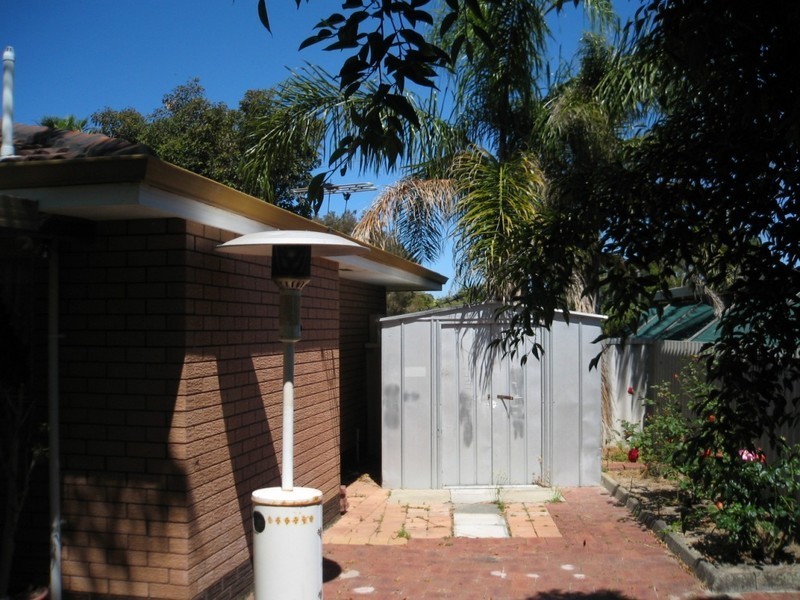 5 May Place, Eaton WA 6232