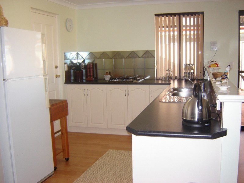 56 Macquarie Drive, Australind WA 6233