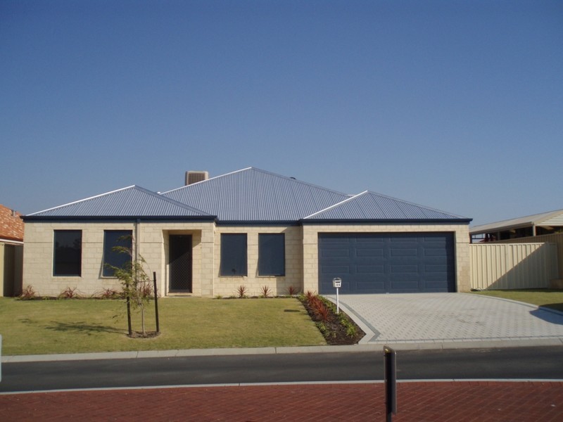 25 Chisholm Road, Dalyellup WA 6230