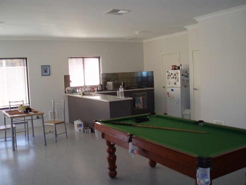 25 Chisholm Road, Dalyellup WA 6230