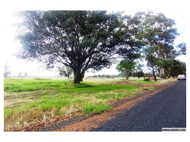 26 Kelly Road, Roelands WA 6226