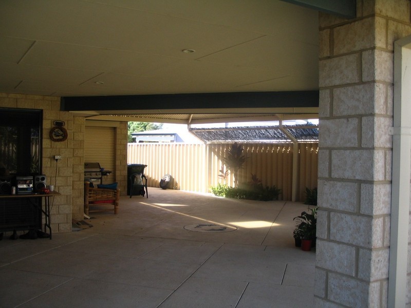 27 Daablone Vista, Dalyellup WA 6230