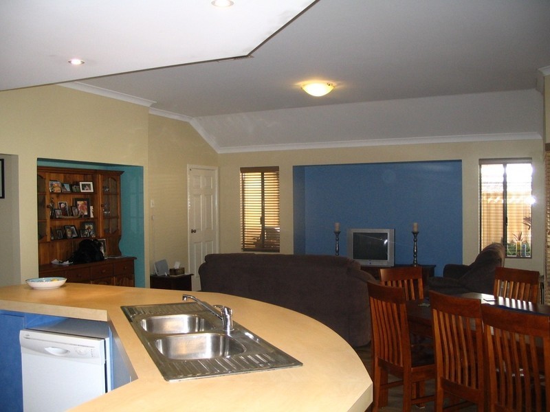 27 Daablone Vista, Dalyellup WA 6230