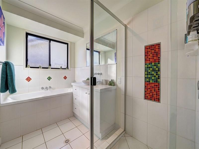 35 Robina Drive, Avoca QLD 4670