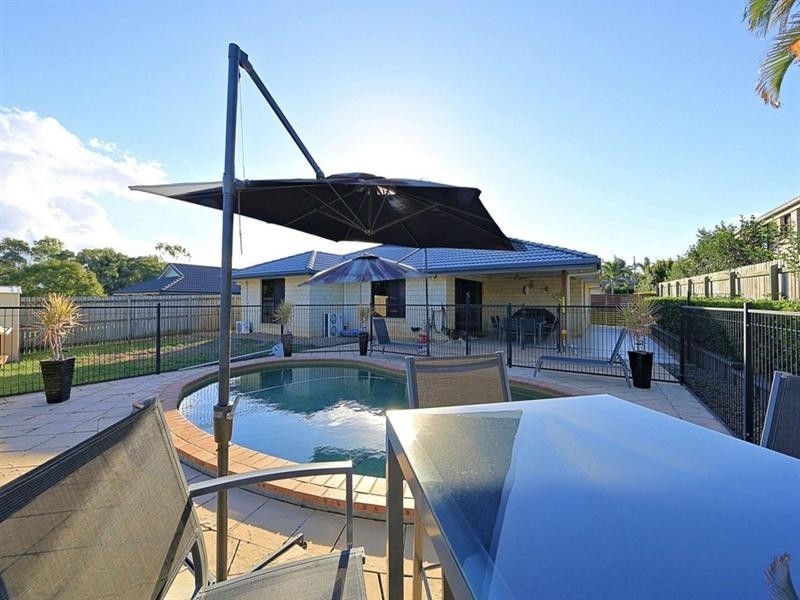 35 Robina Drive, Avoca QLD 4670