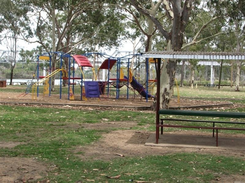 28 Donald Street, Bundaberg North QLD 4670