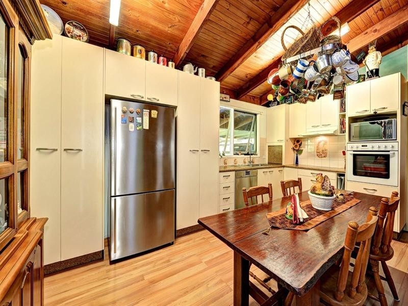 20 Tanderra Drive, South Kolan QLD 4670