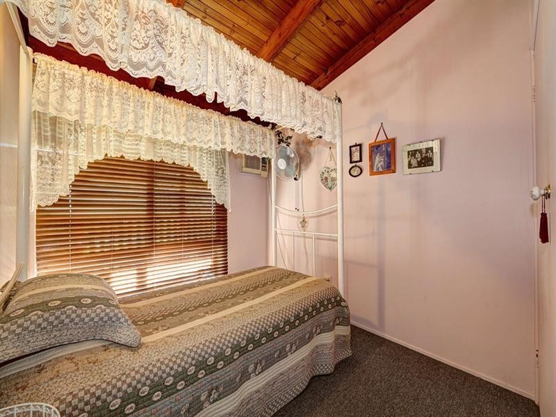 20 Tanderra Drive, South Kolan QLD 4670