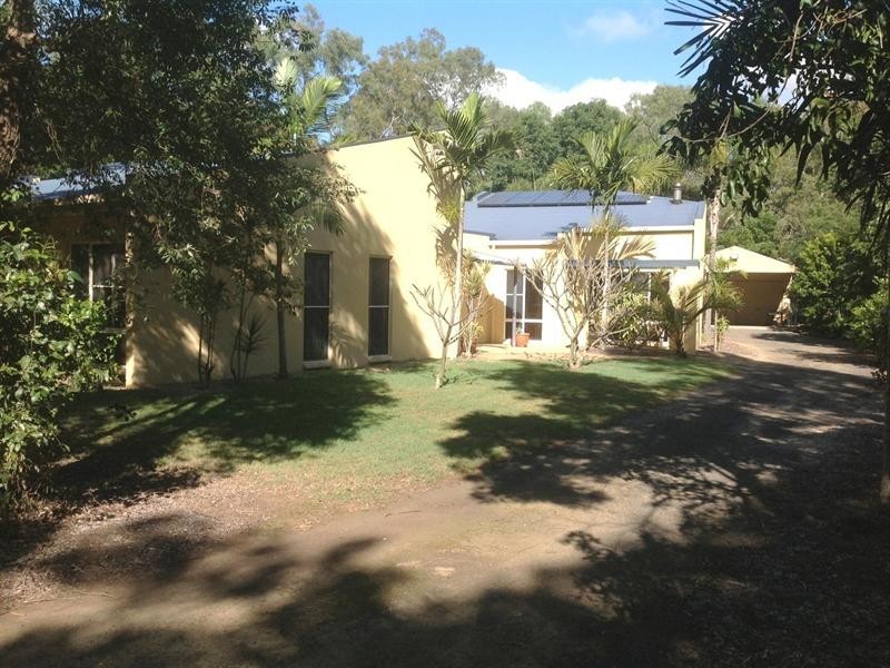 207 Sylvan Drive, Moore Park Beach QLD 4670