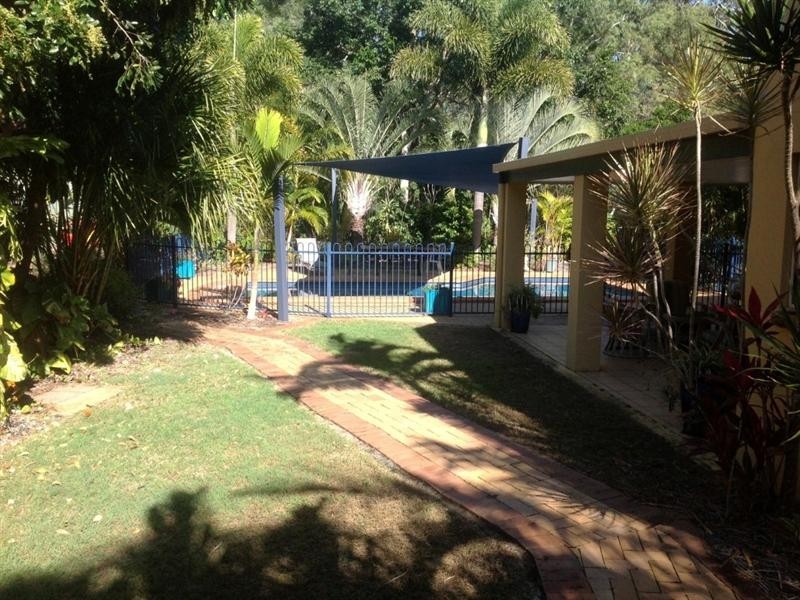 207 Sylvan Drive, Moore Park Beach QLD 4670