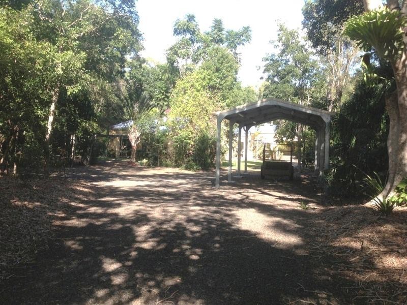 207 Sylvan Drive, Moore Park Beach QLD 4670