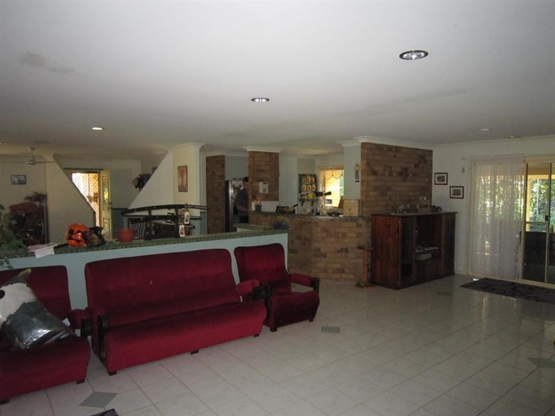 27a Thabeban Street, Avenell Heights QLD 4670