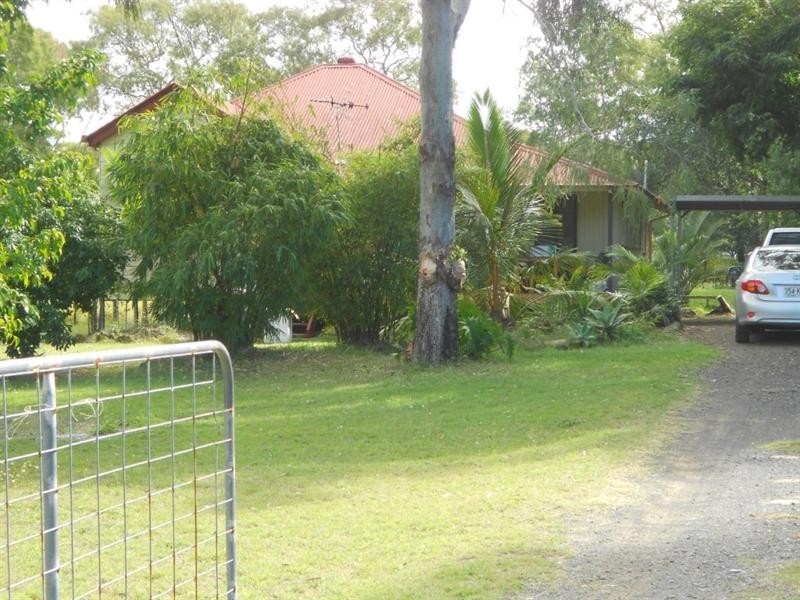 6 Ohlaf Street, Moore Park Beach QLD 4670