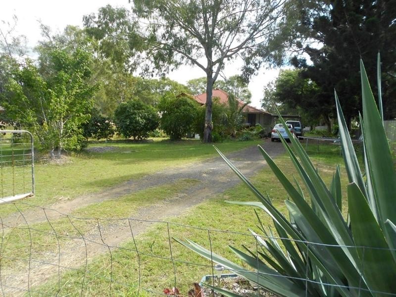 6 Ohlaf Street, Moore Park Beach QLD 4670