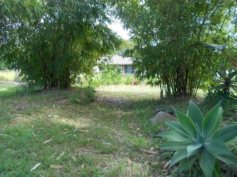 6 Ohlaf Street, Moore Park Beach QLD 4670