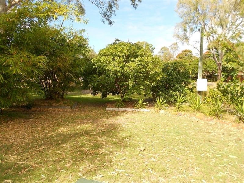 6 Ohlaf Street, Moore Park Beach QLD 4670