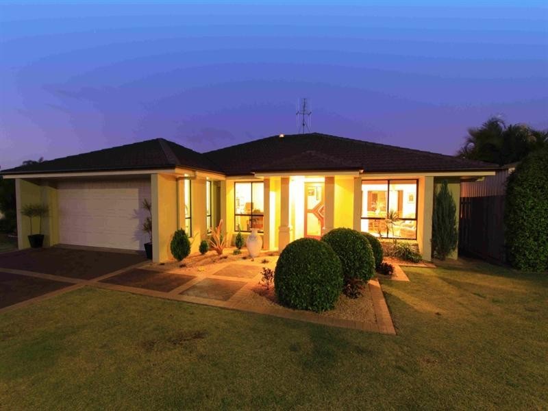 32 Forbes Court, Avoca QLD 4670