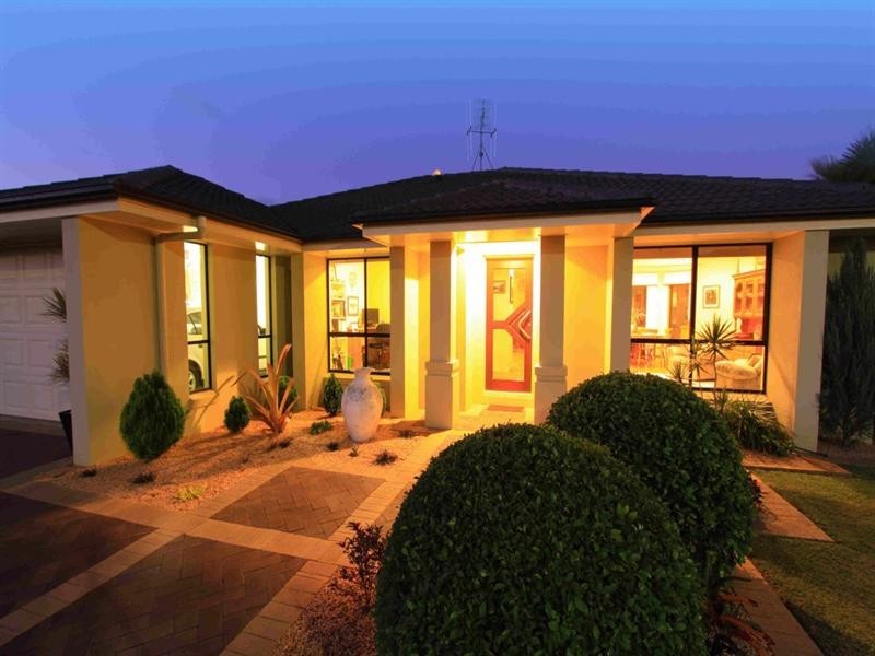 32 Forbes Court, Avoca QLD 4670