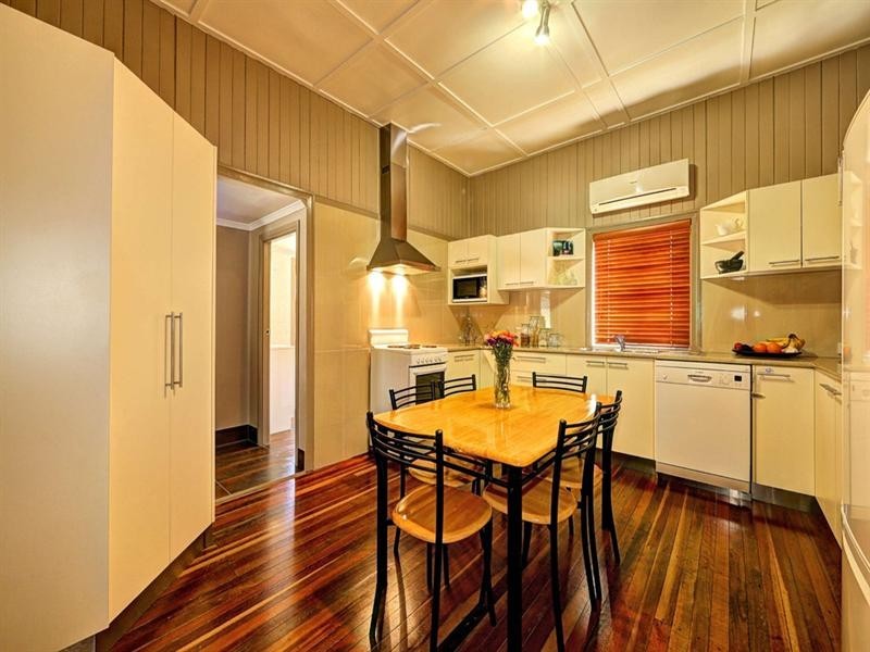 49 Hunter Street, Walkervale QLD 4670