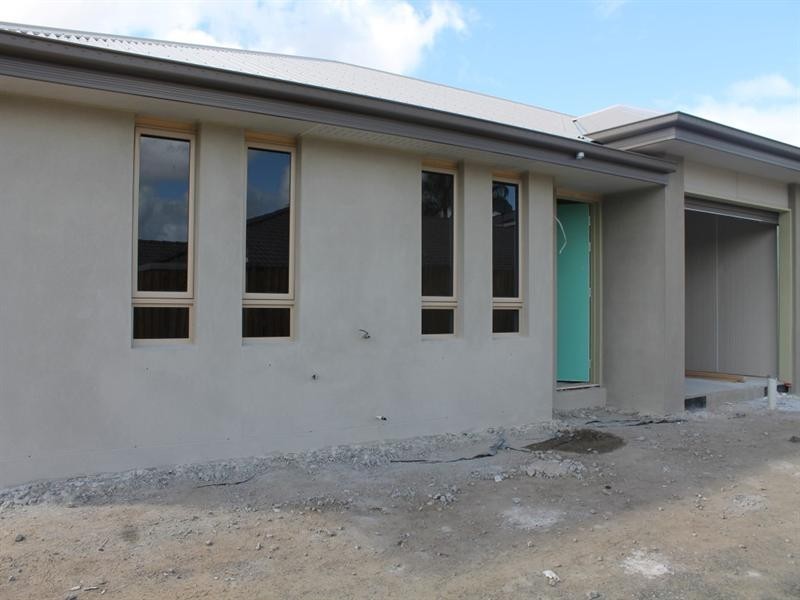 2/48 Takalvan Street, Svensson Heights QLD 4670