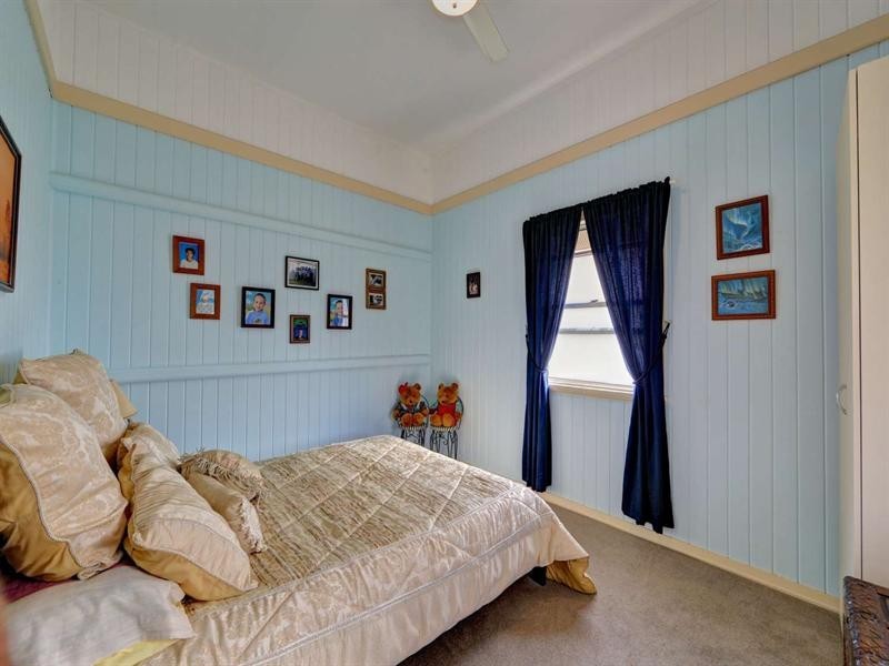 4 Coomber Street, Svensson Heights QLD 4670