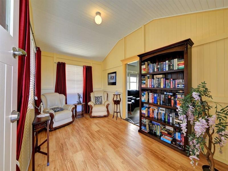 4 Coomber Street, Svensson Heights QLD 4670
