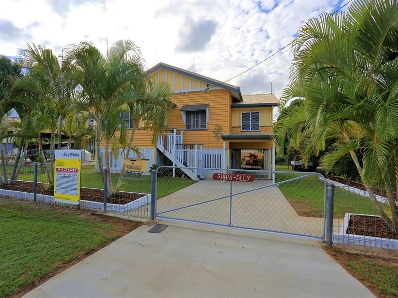 4 Coomber Street, Svensson Heights QLD 4670