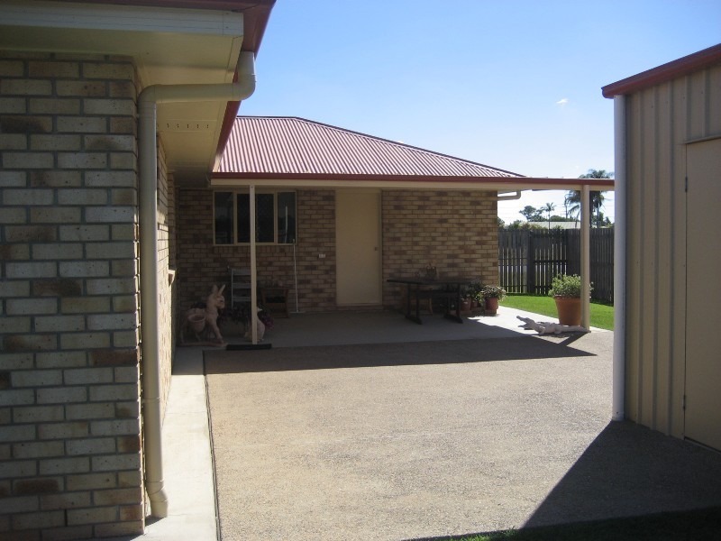 9 Dawson Avenue, Bundaberg QLD 4670