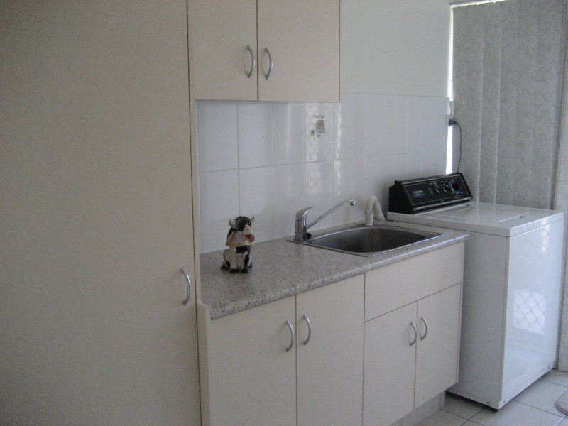 9 Dawson Avenue, Bundaberg QLD 4670