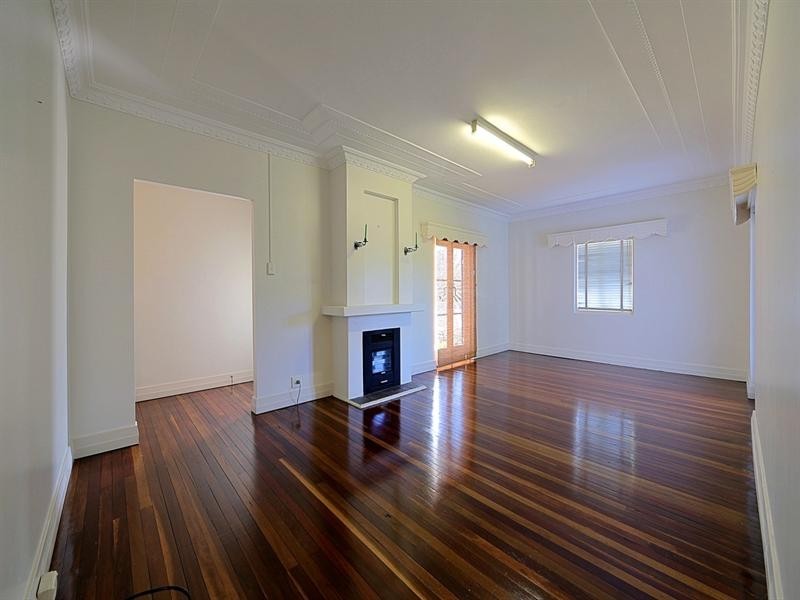 160 Walker Street, Svensson Heights QLD 4670