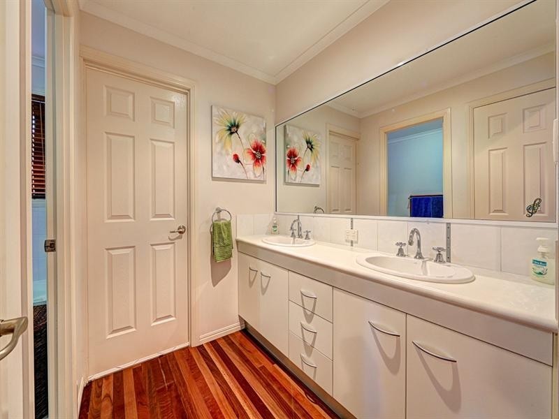 27 Clydesdale Avenue, Branyan QLD 4670