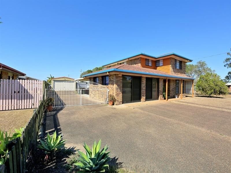 6 Woolley Street, Avenell Heights QLD 4670