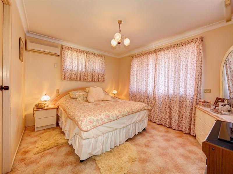 6 Woolley Street, Avenell Heights QLD 4670