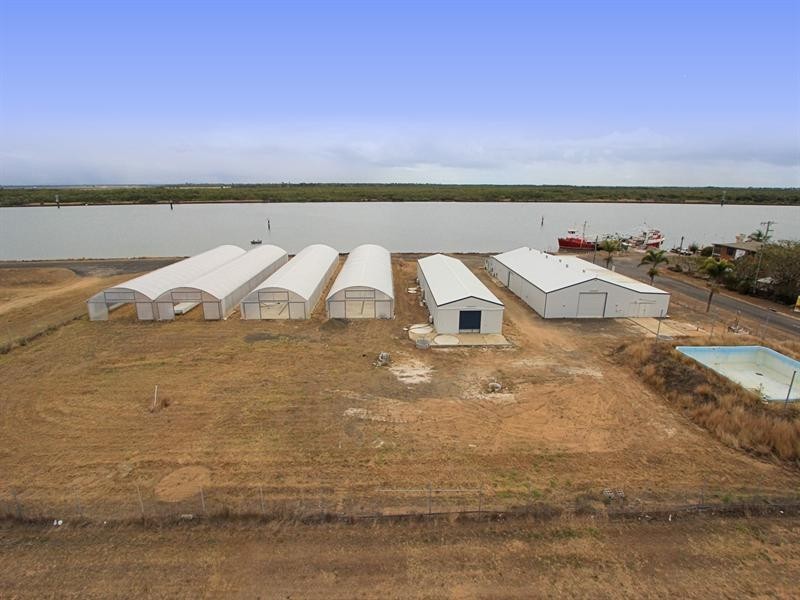 145 Buss Street, Burnett Heads QLD 4670