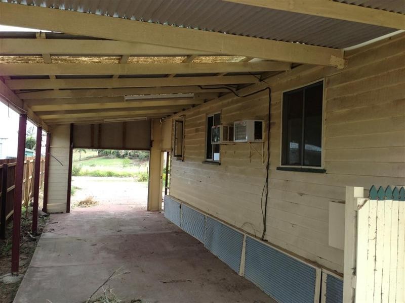 8 Tallon Street, Bundaberg North QLD 4670