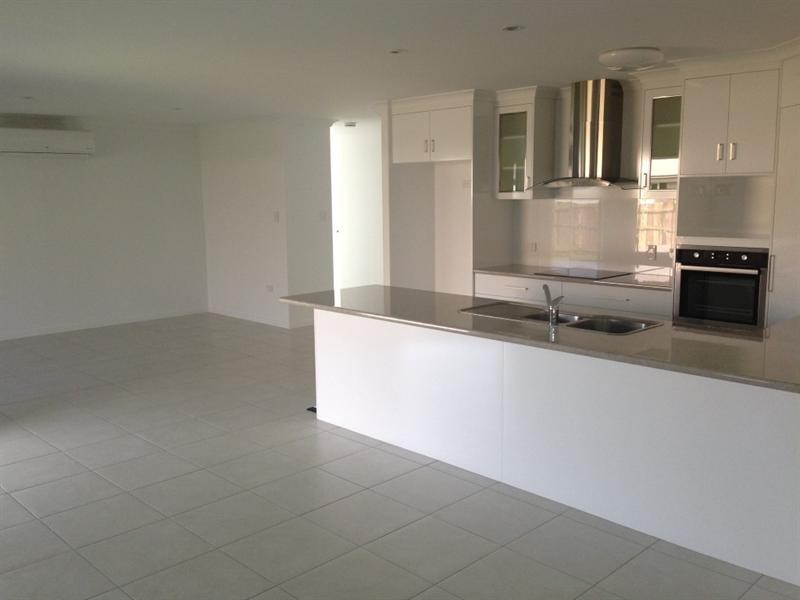 12 Beech Links Drive, Ashfield QLD 4670
