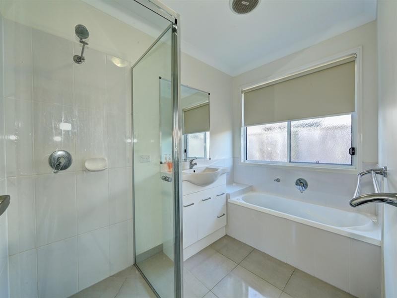 11 Whale Circuit, Bargara QLD 4670