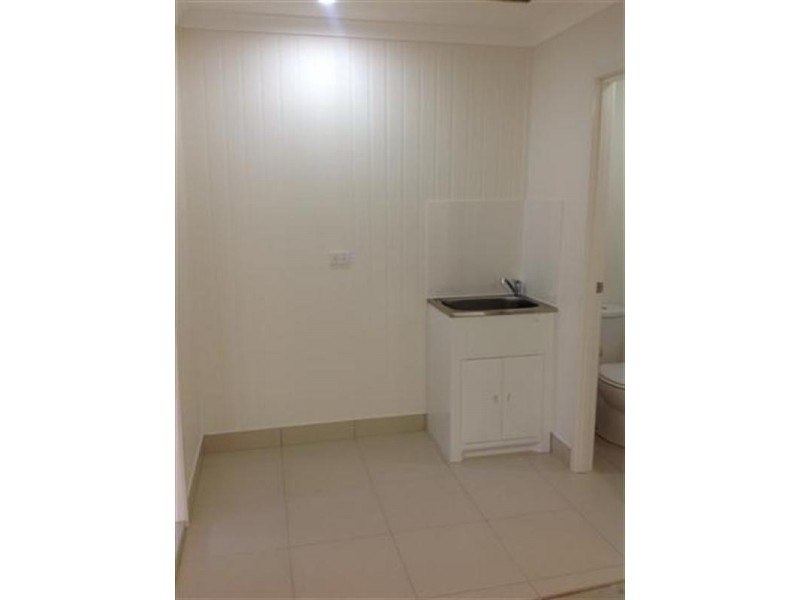 3/48 Takalvan Street, Svensson Heights QLD 4670